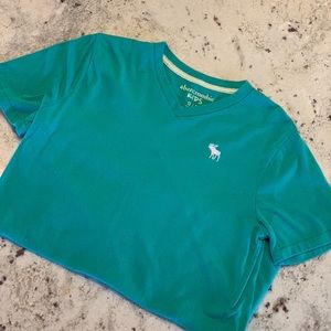 Abercrombie kids short sleeve T-shirt.